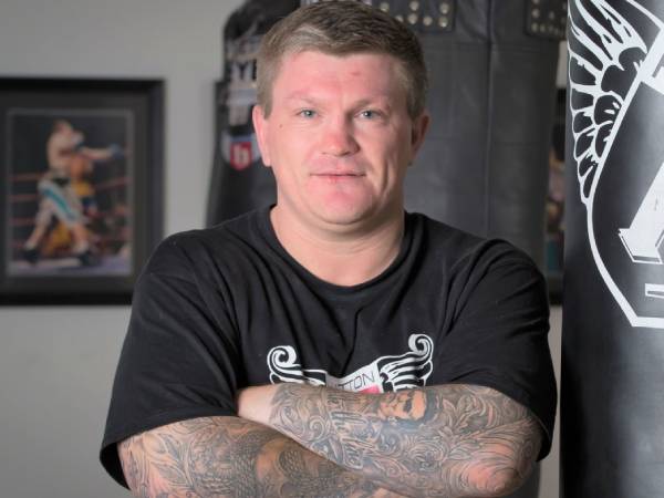 Mengalahkan Kostya Tszyu: Ricky Hatton Kenang Momen Terbaik Dalam Karier