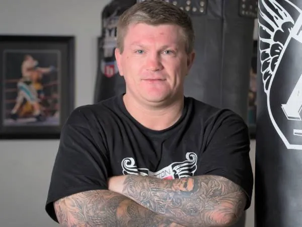 Mengalahkan Kostya Tszyu: Ricky Hatton Kenang Momen Terbaik Dalam Karier