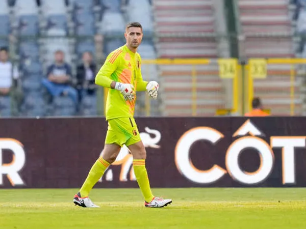 Kiper Utama Timnas Belgia di Euro 2024 Resmi Gabung Al-Qadsiah