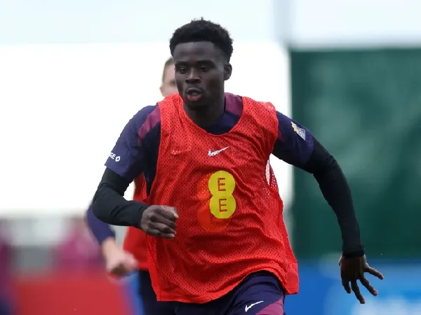 Bukayo Saka awalnya diragukan untuk pertandingan Inggris melawan Serbia