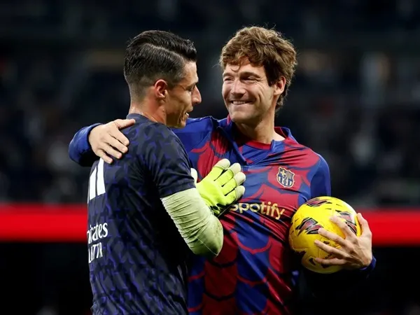 Marcos Alonso Belum Tahu Akan Bermain di Mana Musim Depan