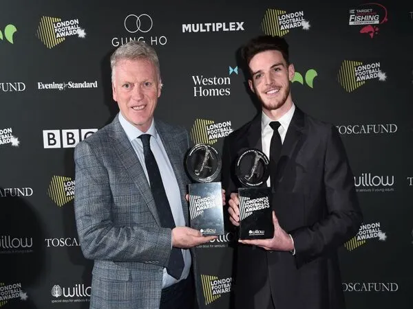 David Moyes bangga melihat Declan Rice yang menunjukkan perkembangan pesat pasca meninggalkan West Ham dan pindah ke Arsenal / via BBC