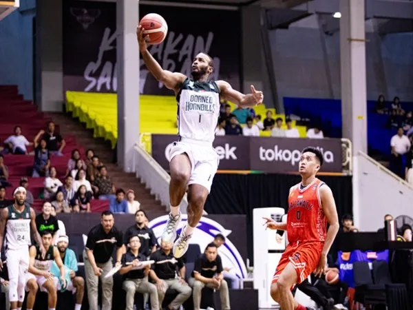 Borneo Hornbills Semakin Dekat ke Playoff usai Kalahkan Rajawali