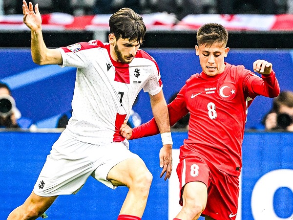 Khvicha Kvaratskhelia Baru Putuskan Masa Depan Setelah Piala Eropa 2024