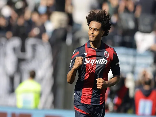 Manchester United dilaporkan ikut meramaikan perburuan Joshua Zirkzee yang musim panas ini menjadi buruan utama AC Milan / via IMAGO