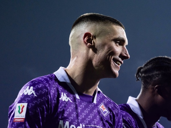 Terkesan, Tottenham Berminat Amankan Servis Defender Fiorentina