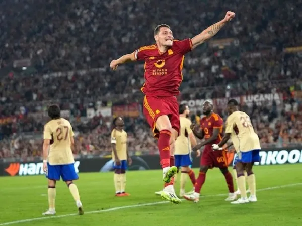 Akan Dilepas Roma, Andrea Belotti Masih Ragu Gabung Como