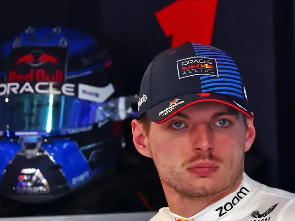 Christian Horner sanjung Max Verstappen setinggi langit.