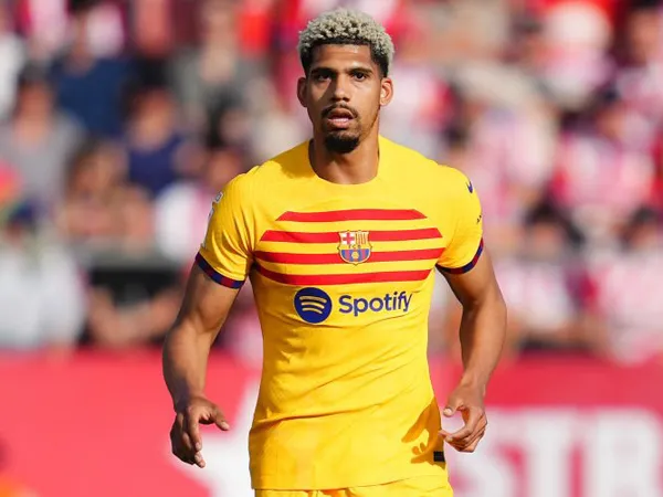 Ronald Araujo.