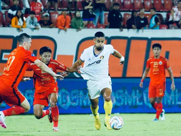 Gelandang asal Brasil, Renan Silva dilepas Persik Kediri