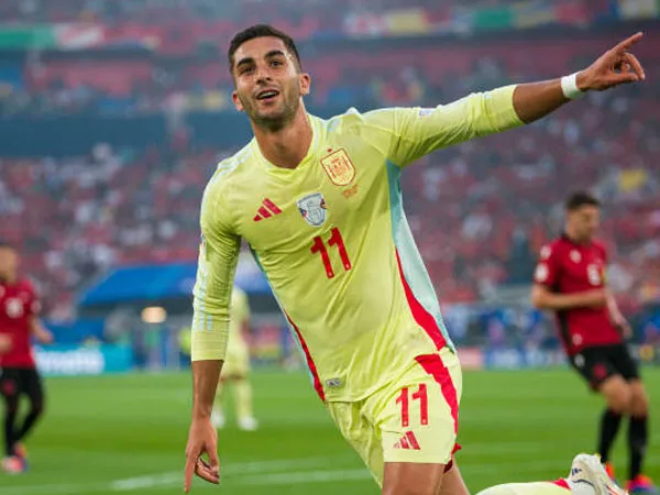 Kalahkan Albania 1-0, Spanyol Amankan Posisi Puncak Grup B