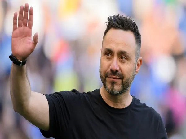 Olympique Marseille secara resmi mengumumkan penunjukan Roberto De Zerbi sebagai manajer tim yang baru / via Getty Images
