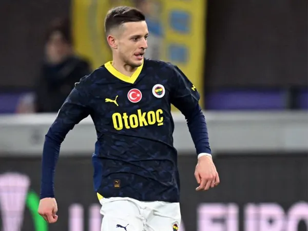 Sebastian Szymanski.