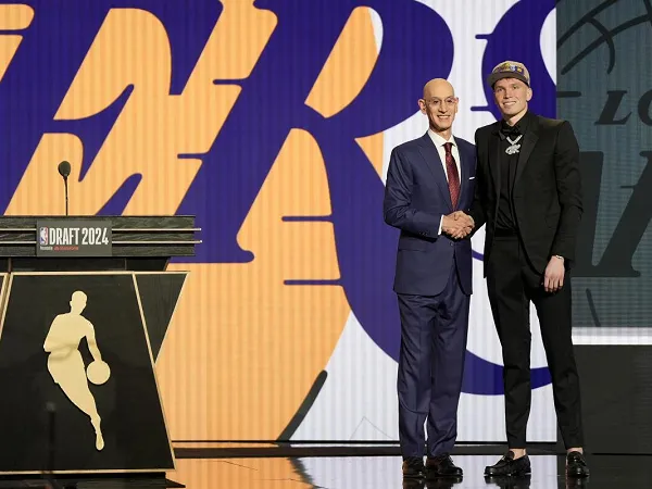 Dalton Knecht senang ketika tahu akan dilatih JJ Redick.