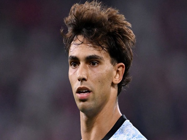 Ingin Bertahan di Barcelona, Joao Felix Dapat Dukungan Hansi Flick