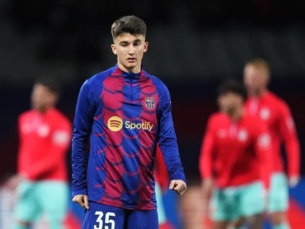 Barcelona dalam Kontak untuk Memperbarui Unai Hernandez
