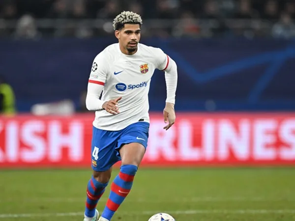 Ronald Araujo Tentukan Masa Depan Setelah Copa America