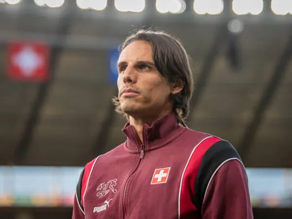 Singkirkan Dulu Persahabatan, Yann Sommer Ingin Pulangkan Italia
