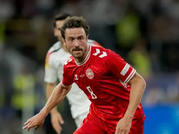 Denmark Pulang Kampung, Thomas Delaney: Kami Kecewa, Namun Tetap Bangga