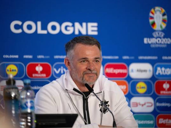 Hadapi Spanyol di 16 Besar, Willy Sagnol Ingin Georgia Bermain Bebas