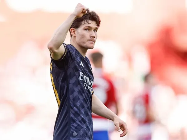 Real Madrid Masukan Fran Garcia dalam Daftar Jual