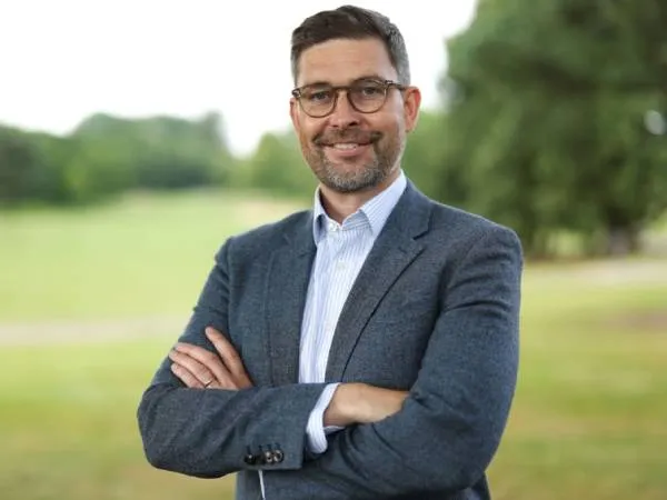 Mark Darbon adalah mantan anggota senior komite penyelenggara Olimpiade dan Paralimpiade London. (Foto: Golf Digest)