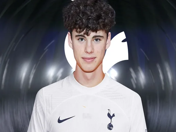 Tottenham selangkah lagi amankan Archie Gray