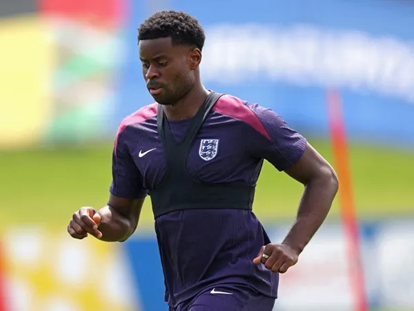 Barcelona Mengincar Salah Satu Bek Incaran Real Madrid