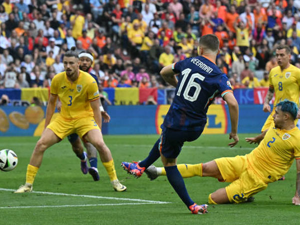 Penampilannya Lawan Rumania Berhasil Pulihkan Reputasi Joey Veerman