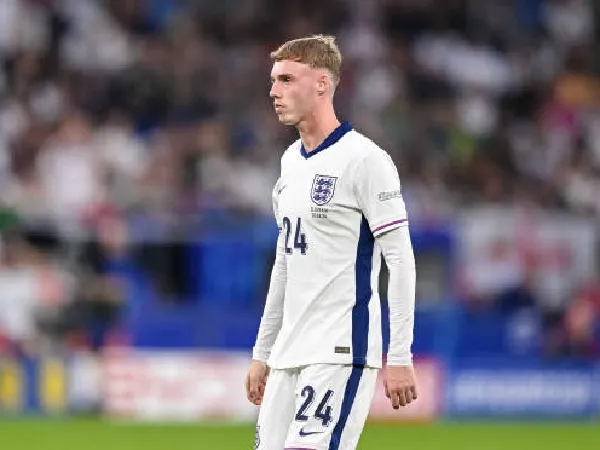 Cole Palmer terkenal andal dalam mengeksekusi penalti