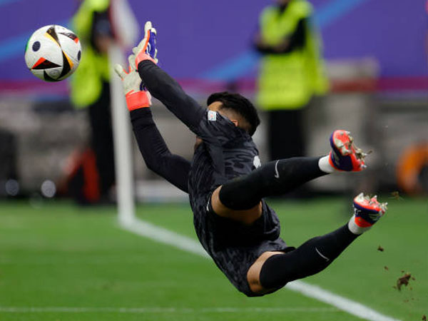 Analisis Penjaga Gawang Terbaik dalam Adu Penalti di Euro 2024