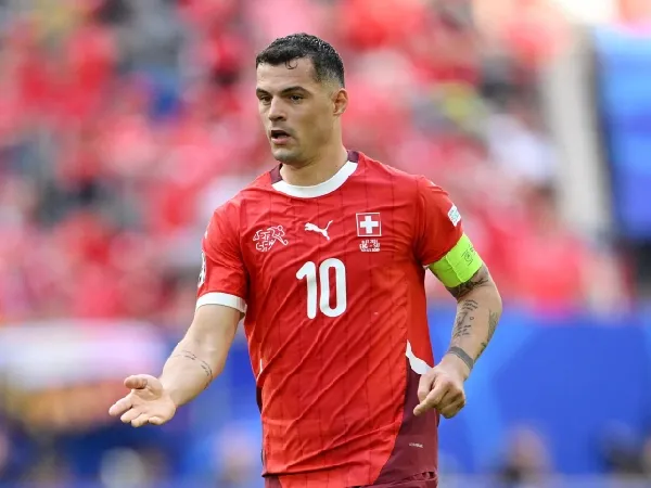Granit Xhaka Ternyata Hadapi Inggris dalam Kondisi Cedera