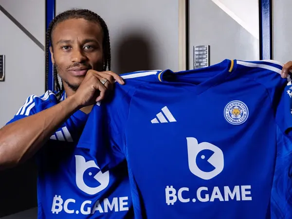 Leicester City Resmi Rekrut Bobby De Cordova-Reid dari Fulham