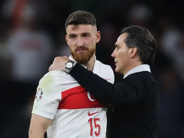Salih Ozcan dan VIcenzo Montella