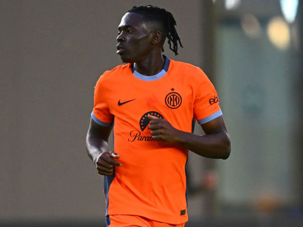 Sampdoria Hampir Tuntaskan Proses Peminjaman Ebenezer Akinsanmiro