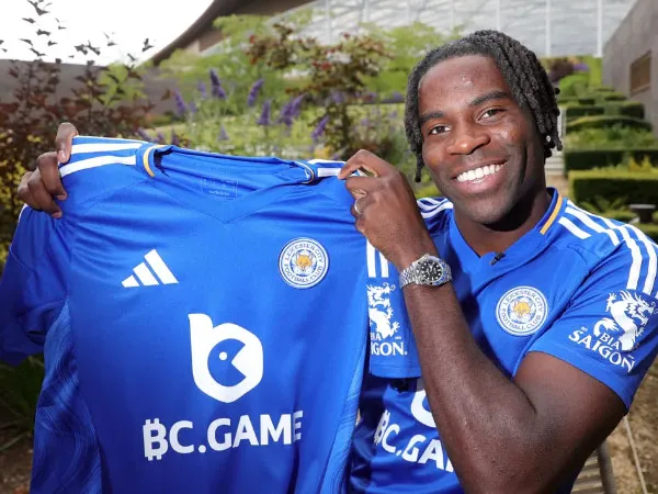 Caleb Okoli Resmi Bergabung dengan Leicester City dari Atalanta