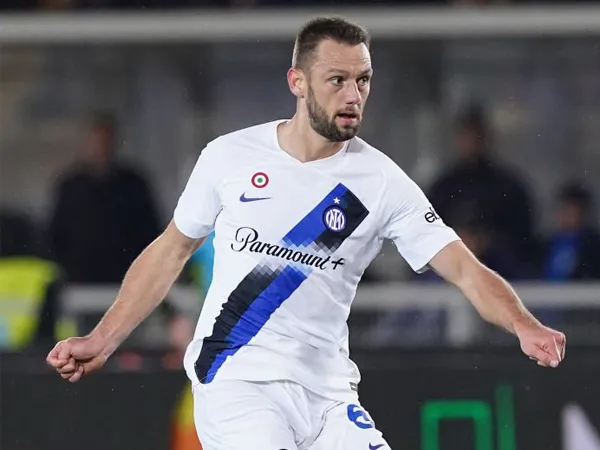 Stefan de Vrij.