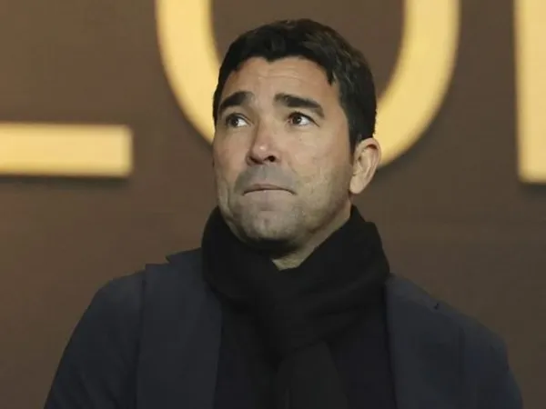 Deco Hadir di Allianz Arena untuk Saksikan Nico Williams