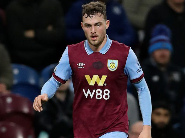 West Ham United Intip Peluang Rekrut Jacob Bruun Larsen