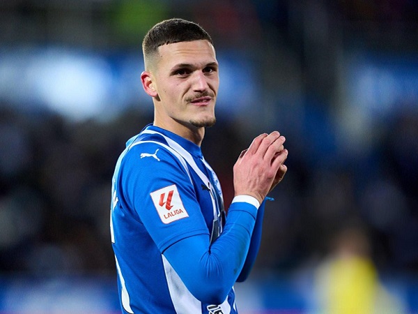 Napoli Resmi Beli Rafa Marin dari Real Madrid