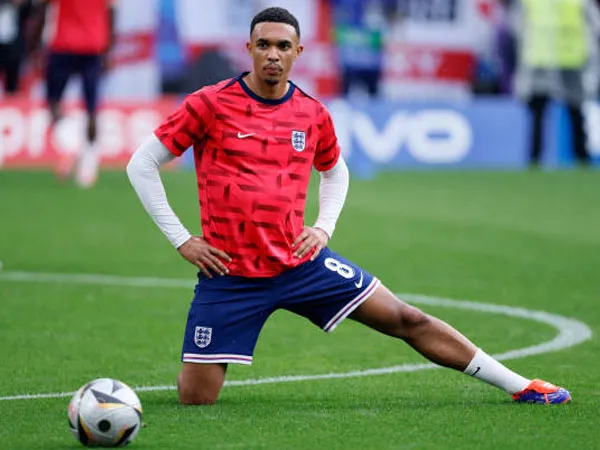 Alexander-Arnold Tegaskan Tidak Ada Aura Negatif di Seputar Timnas Inggris