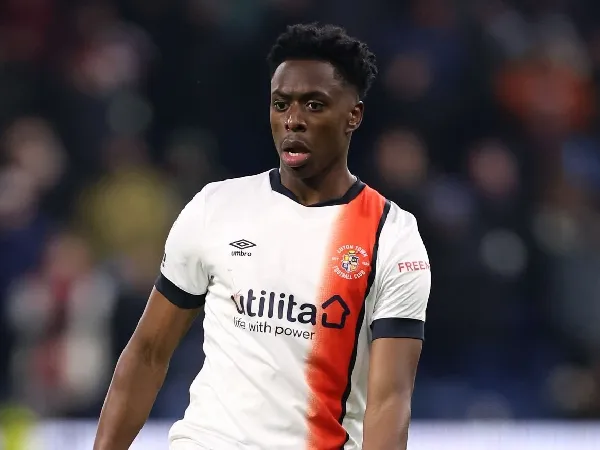 Sevilla akan meminjam gelandang Arsenal, Albert Sambi Lokonga