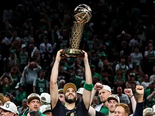 Jayson Tatum Yakin Bisa Kalahkan Carmelo Anthony
