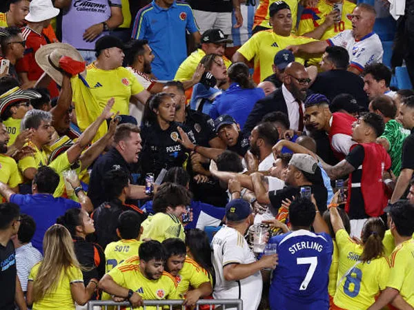 Kronologi dari Bentrokan Darwin Nunez dengan Pendukung Kolombia