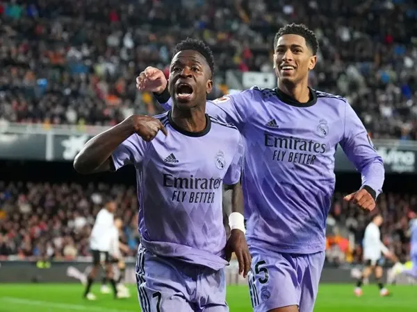 Legenda Inggris Dukung Vinicius Jr Menangkan Ballon d’Or