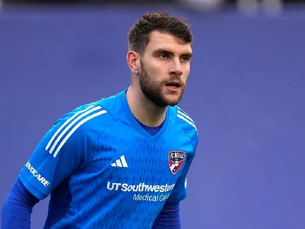 Empoli mengincar kiper berkewarganegaraan Indonesia, Maarten Paes
