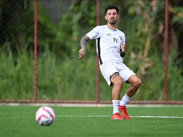 Gelandang Borneo FC, Stefano Lilipaly