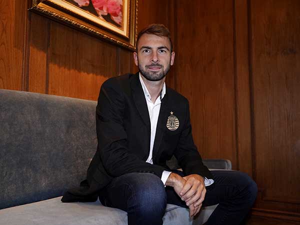 Persija Jakarta Resmikan Pemain Asing Terakhir Asal Spanyol