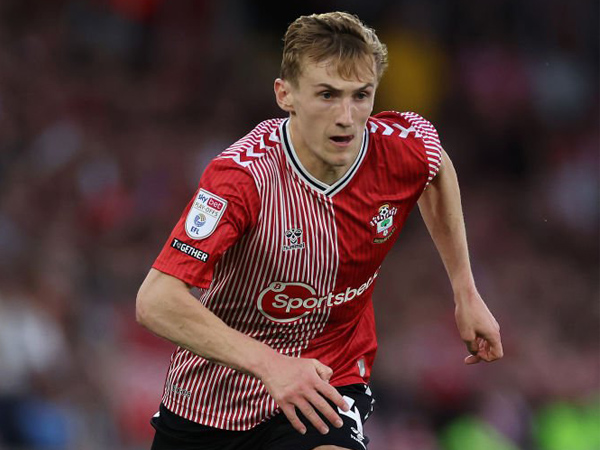 West Ham Konfirmasi Kepergian Flynn Downes ke Southampton