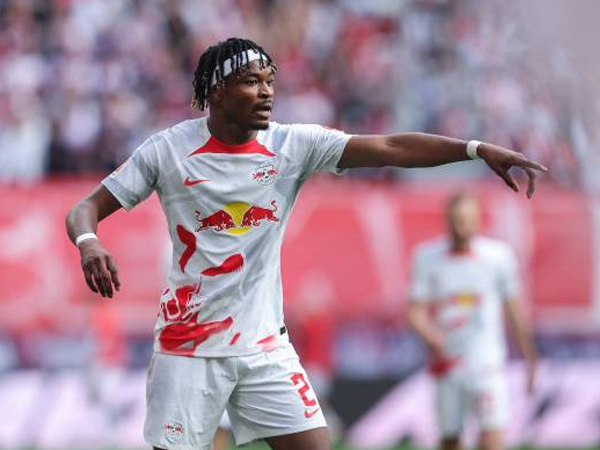 Liverpool Putuskan Tidak Lagi Mengincar Bek RB Leipzig